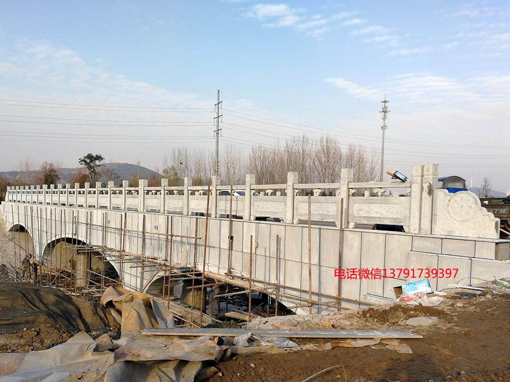 河道景觀橋面欄桿 河道景觀橋面欄桿圖片